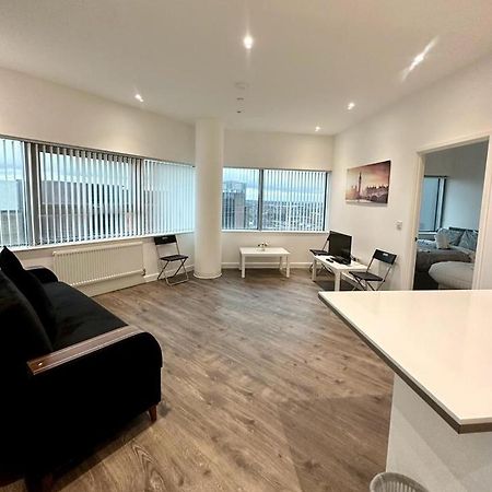 Alarabi Apartments-Two Bedrooms Apartment 크로이던 외부 사진